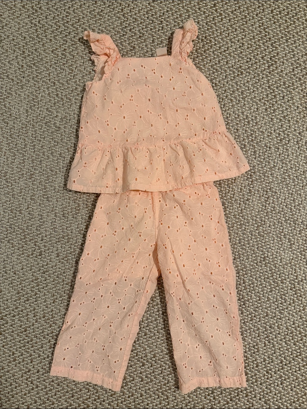 Carters 2t 100% cotton set